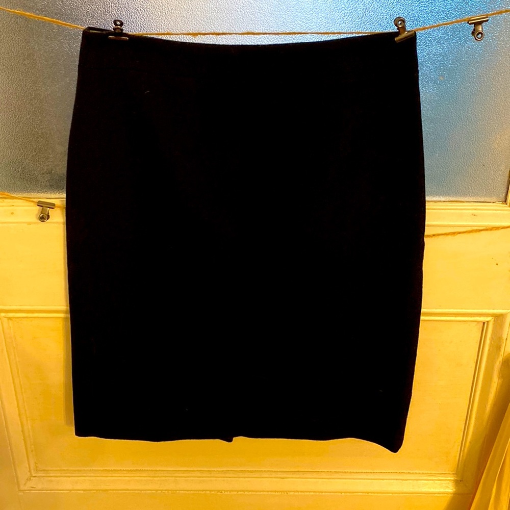 Black woolen pencil skirt